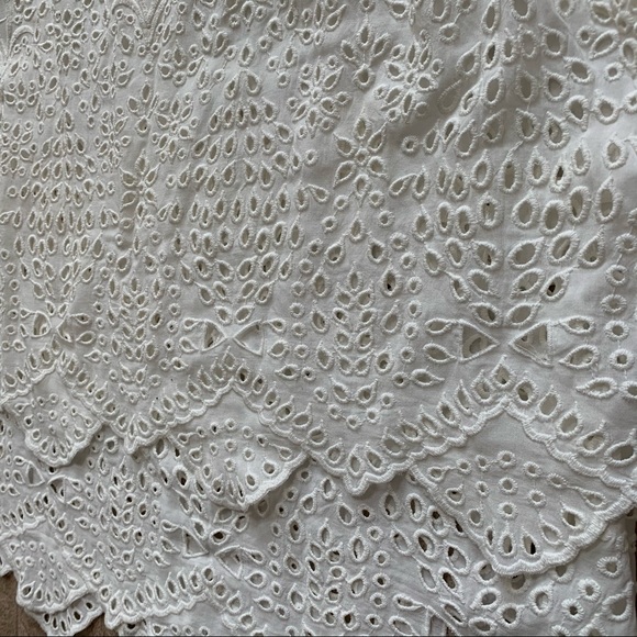 🔴 SOLD - CAbi Frolic Top - Size XL - Picture 8 of 11